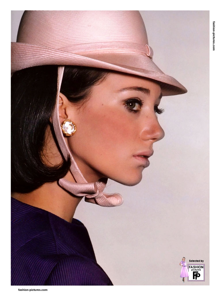 marisa-berenson-1960s-4