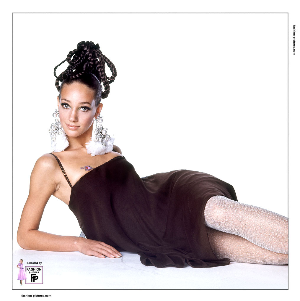 marisa-berenson-1967-5